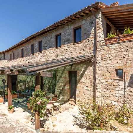 Dostoevskij Apartman *