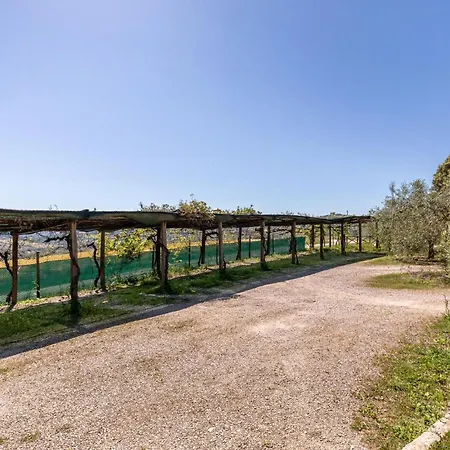 Dostoevskij Apartamento Canonica (Umbria)